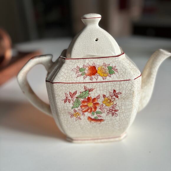 Beautiful Vintage Crazed Floral Teapot - Picture 3 of 4
